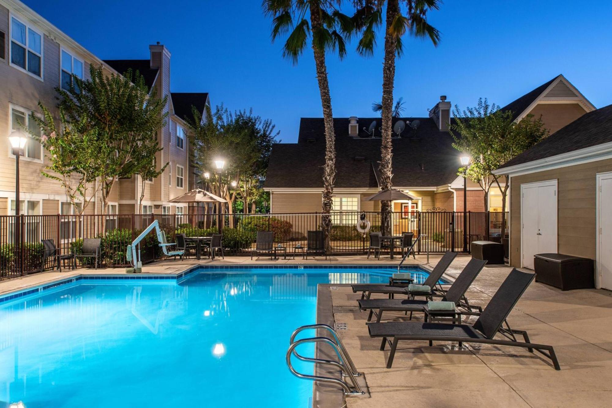Residence Inn San Diego Sorrento Mesa/Sorrento Valley מראה חיצוני תמונה